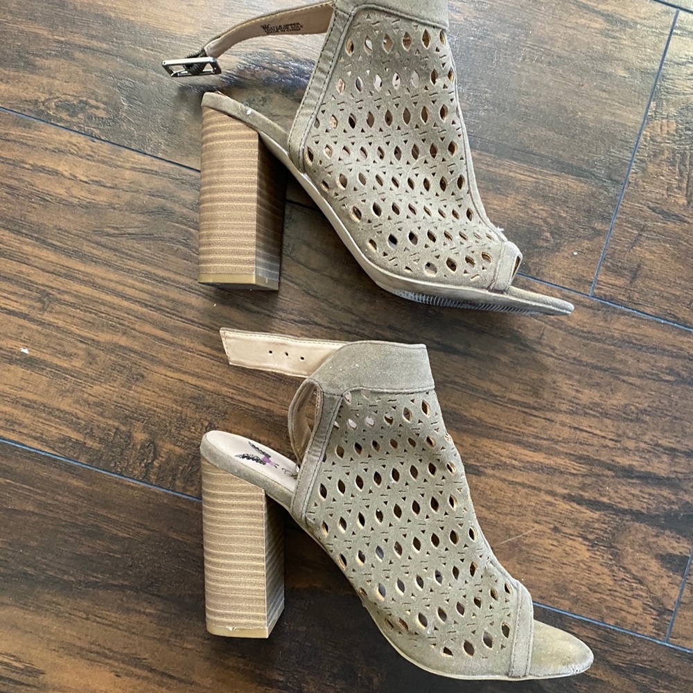 Like New shoes